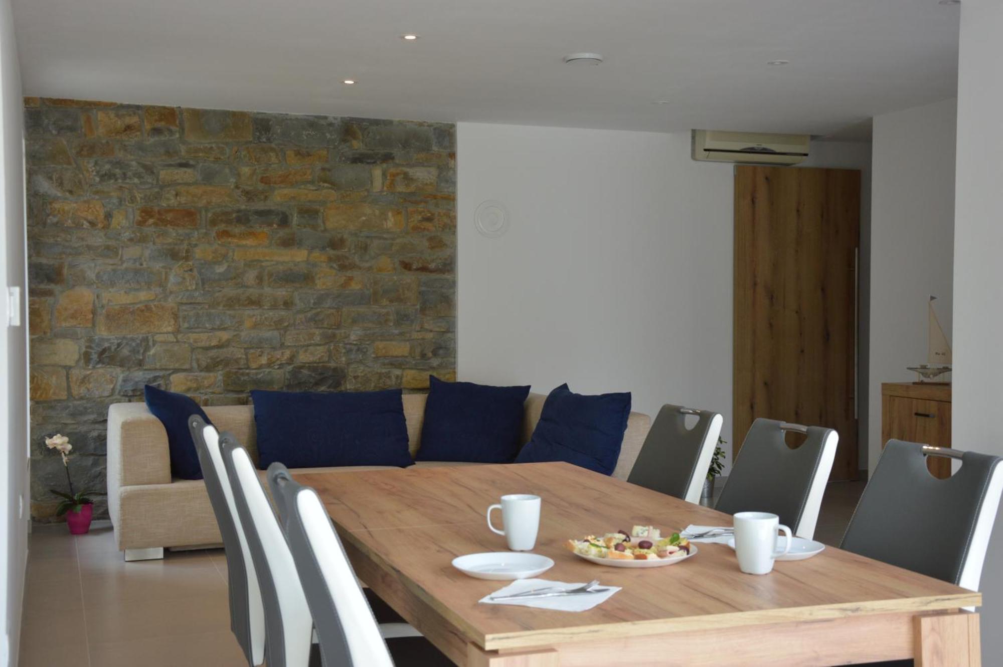 Casa Miranda - Family Comfort In A Quiet Area, Near The Sea, With Bbq And Free Parking Zgornje Skofije Exteriér fotografie